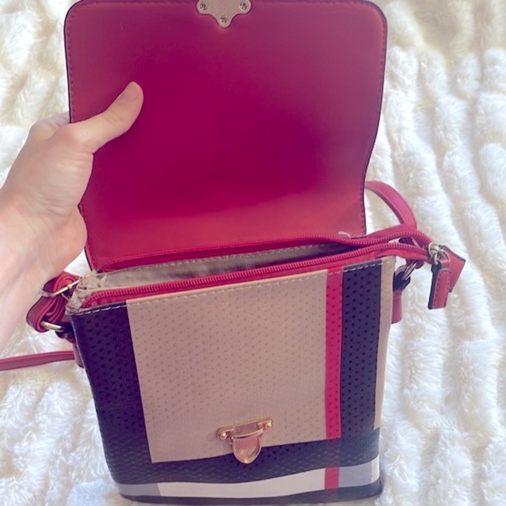 Amazon Plaid Print‎ Satchel - Picture 4 of 7